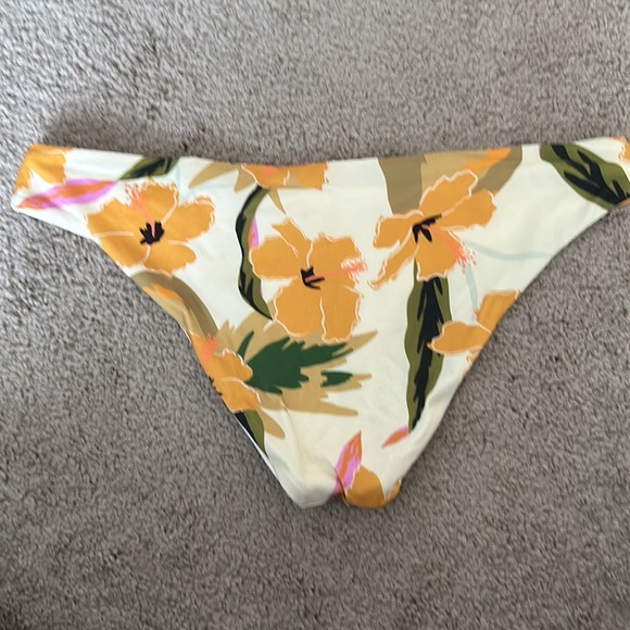 Bikini bottom bundle - Picture 9 of 9